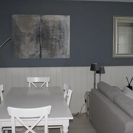 Ocean Apartment *
