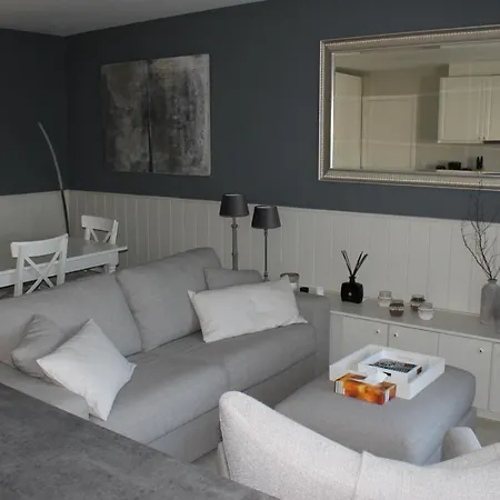 Ocean Apartment *
