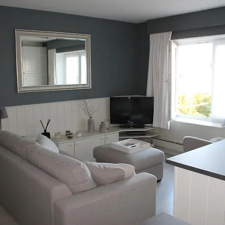 Ocean Apartment *